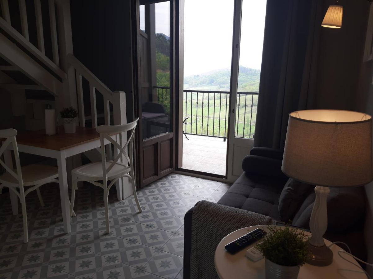 Apartamentos El Llanin Onís Exteriör bild