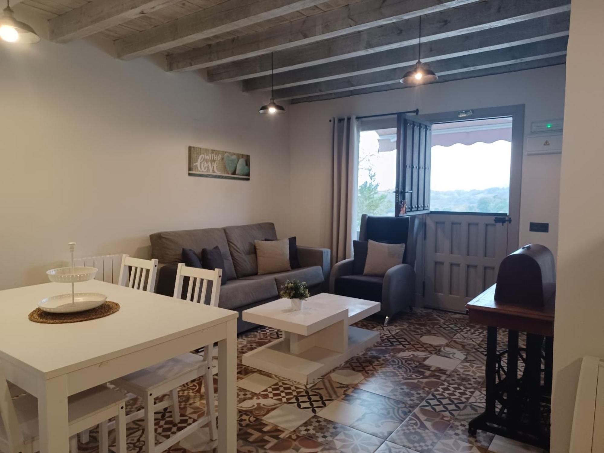 Apartamentos El Llanin Onís Rum bild